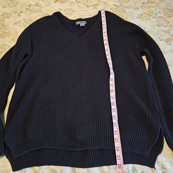 Vince Black V-Neck Ribbed Sweater Women’s Size M - Picture 5 of 8